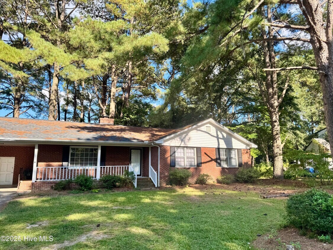 Foto principal - 1001 Stoddard Rd S