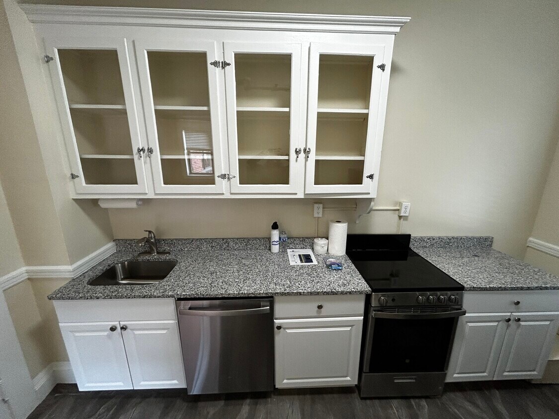 Foto principal - 1402 Beacon St