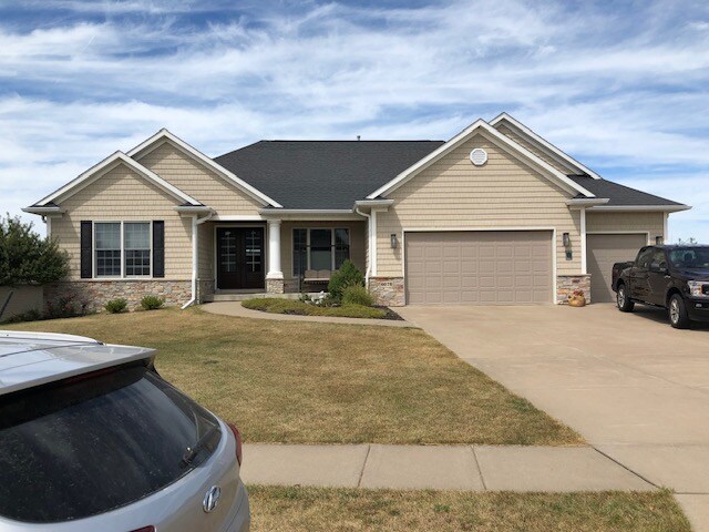 Foto principal - 6078 Shawnee Ct