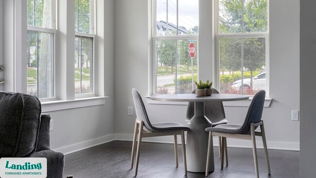 Building Photo - 6025 Riverview Rd SE