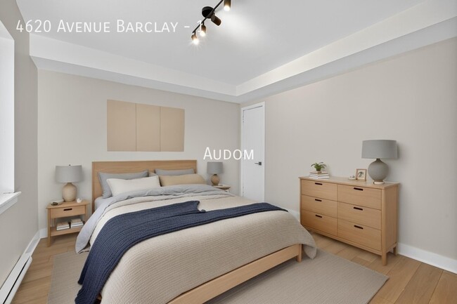 Building Photo - 4620 Av. Barclay