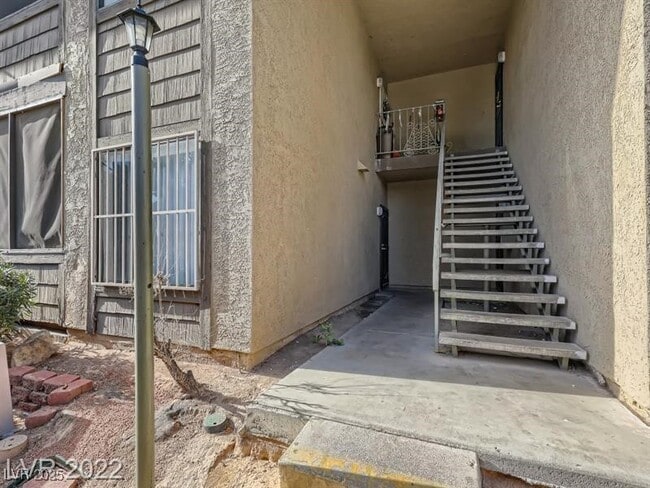 Building Photo - 2853 Wheelwright Dr