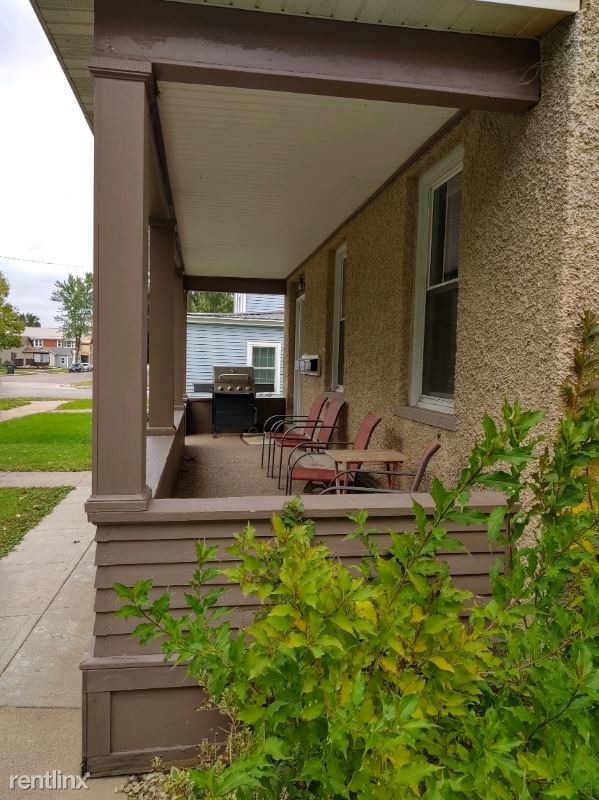 Building Photo - 120 S Beaumont Rd