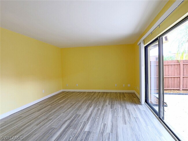 Building Photo - 1538 Park Meadows Dr