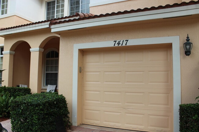 Building Photo - 7417 Briella Dr