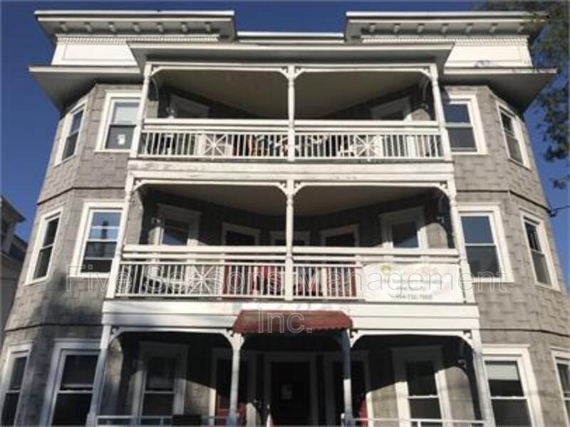 Primary Photo - 8 Greene St