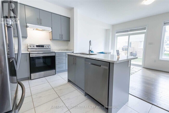 Photo du bâtiment - 7707 Shagbark Ave