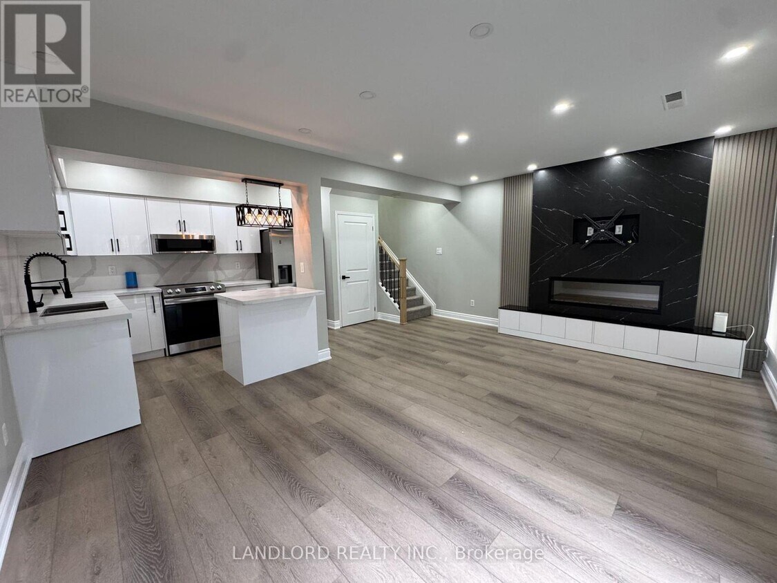 Photo principale - 60-260 Barondale Dr