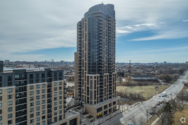 Building Photo - Primo Tower