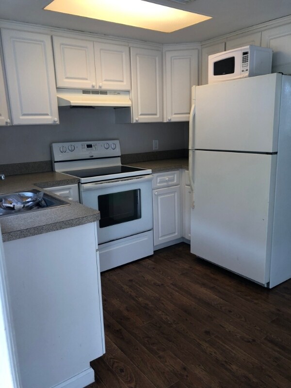 Foto del edificio - 627 92nd Ave N