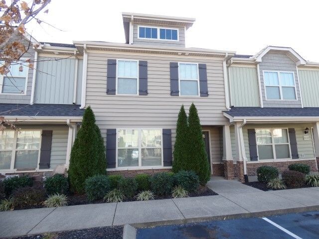 Primary Photo - 4121 Unbridled Dr