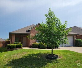 Building Photo - 2812 Fair Timber Way