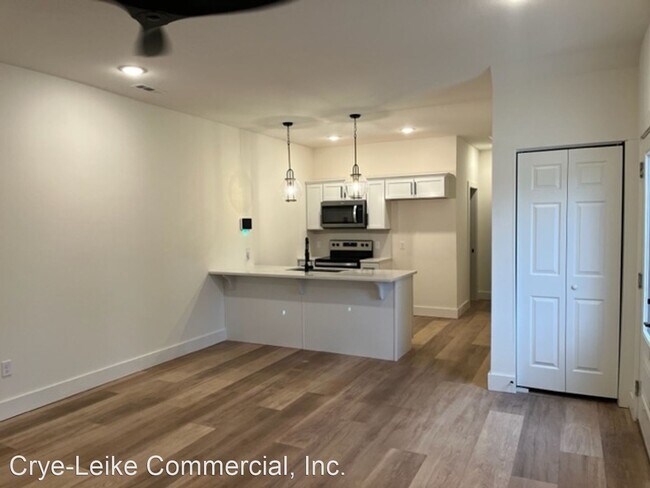 Building Photo - 3 br, 2 bath House - 2600 SW Livingston Sq...