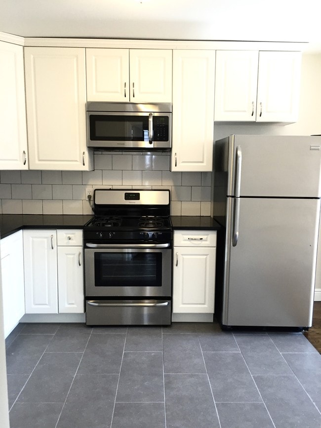 Building Photo - 153 Westminster Pl