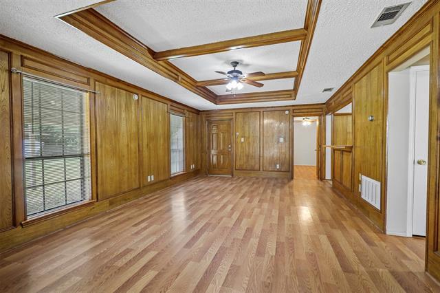 Building Photo - 219 E Pritchard Ln