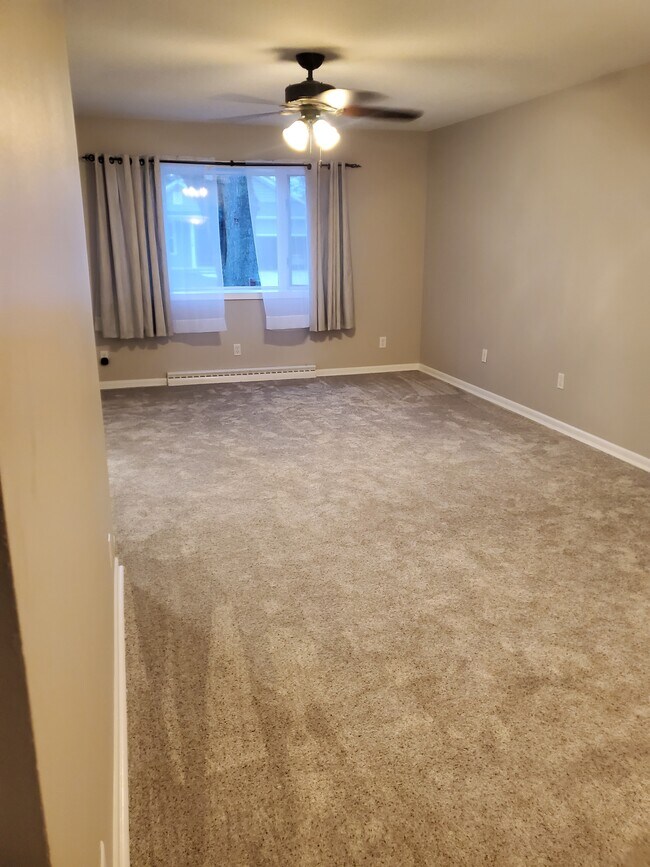 115 N Orchard St, Thiensville, WI 53092 House Rental in Thiensville