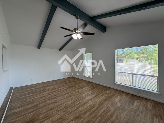 Building Photo - 5019 Starfire St
