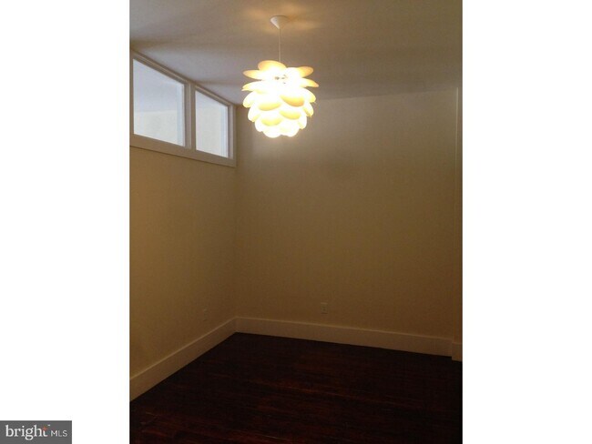 Foto del edificio - 126 N 3rd St