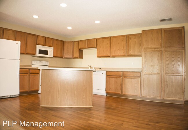 Foto del edificio - 3800 13th Ave N