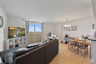 Building Photo - 3000 Coral Wy