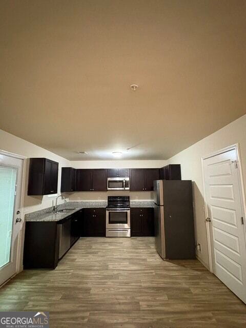 Building Photo - 665 Carlton Pointe Dr