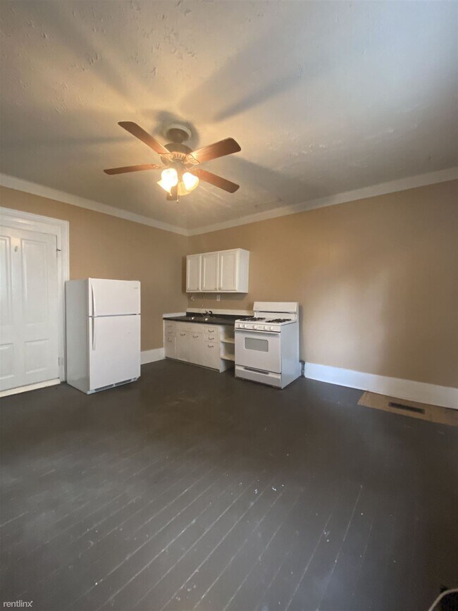 Foto del edificio - 1 br, 1 bath Triplex - 632 E 14th Ave Apt 2