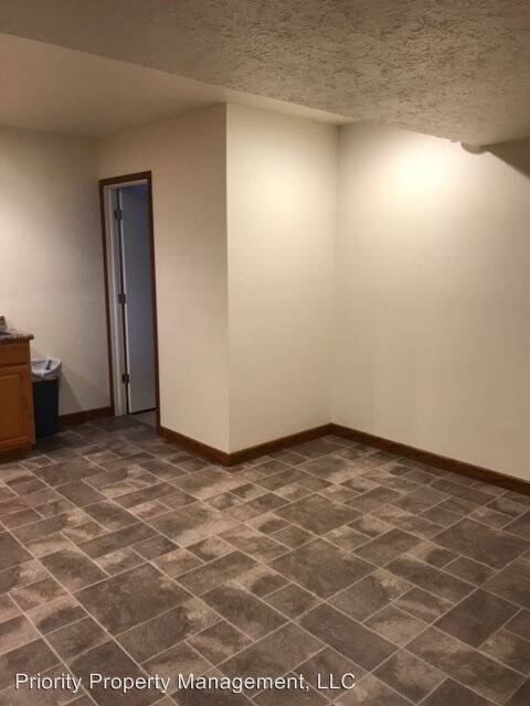 Foto del edificio - 701 W 4th St