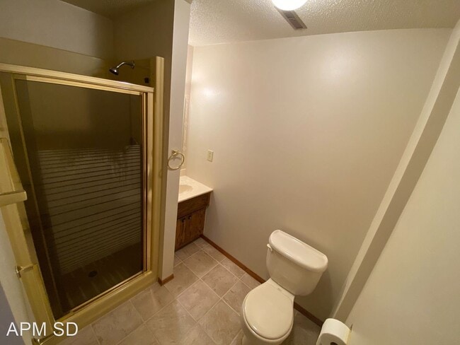Building Photo - 4 br, 2 bath House - 5824 W King Arthur Dr