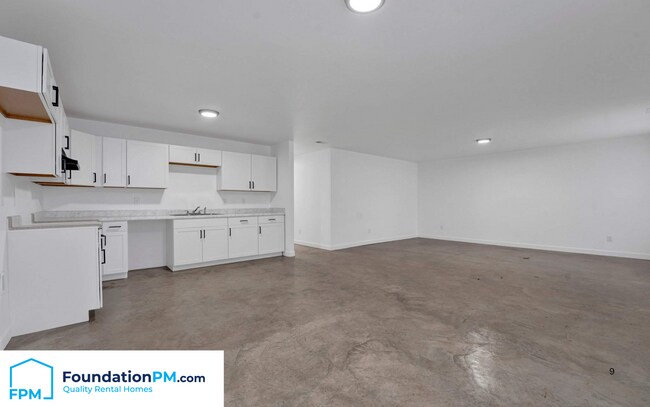 Foto del edificio - 3190 Debby St