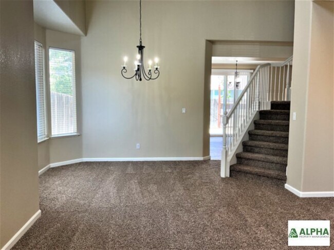 Building Photo - New carpet &amp; paint