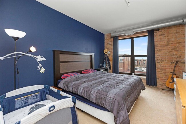 Foto del edificio - 2 bedroom in Chicago IL 60614