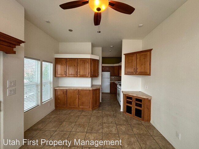 Building Photo - 1 br, 1 bath House - 150 N 3700 W #108