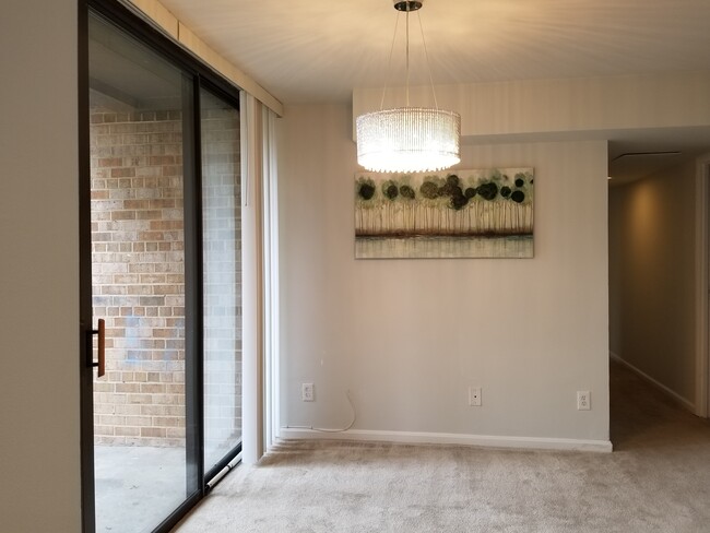 Foto del edificio - 525 N Armistead St