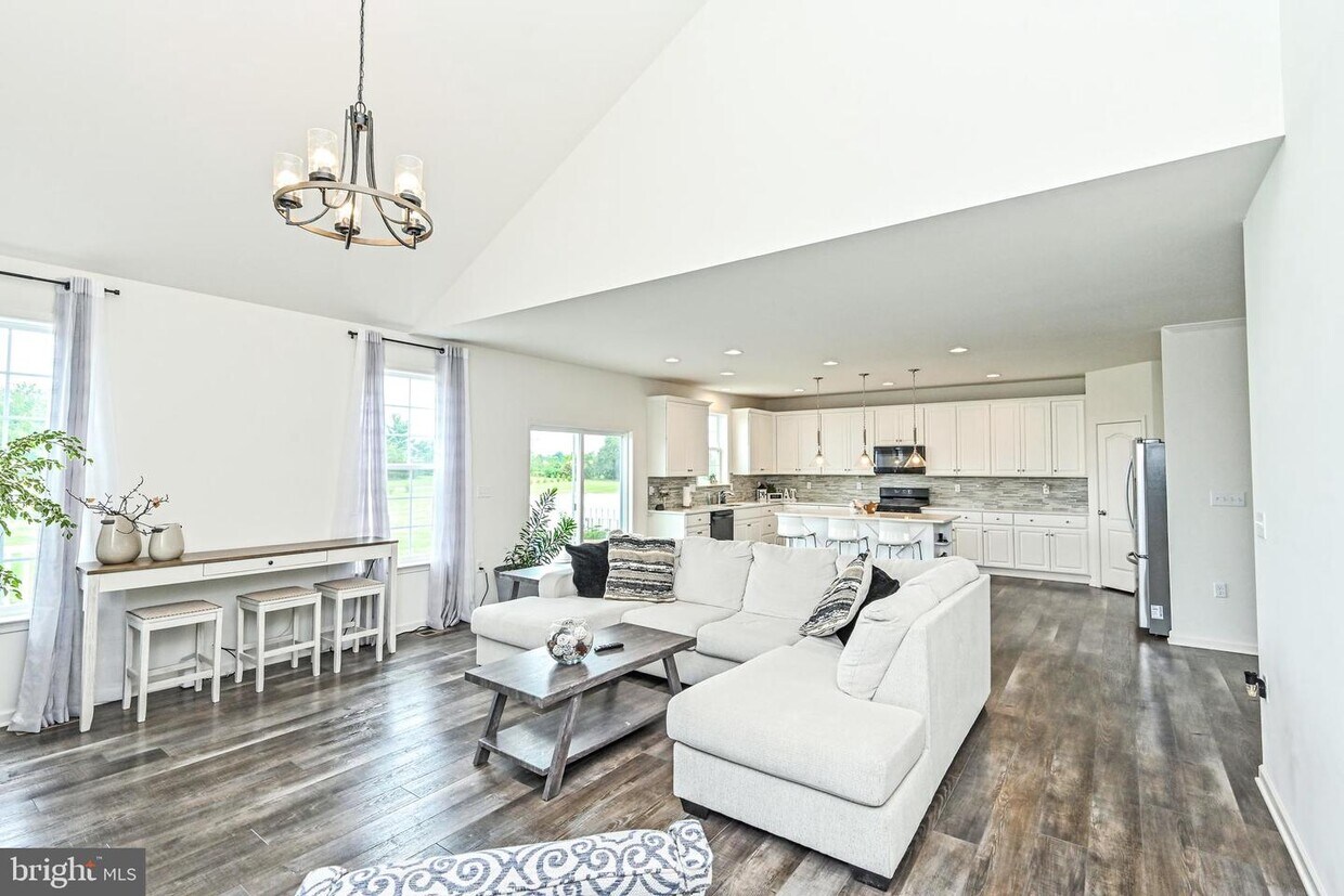 Foto principal - 106 Alliance Ct