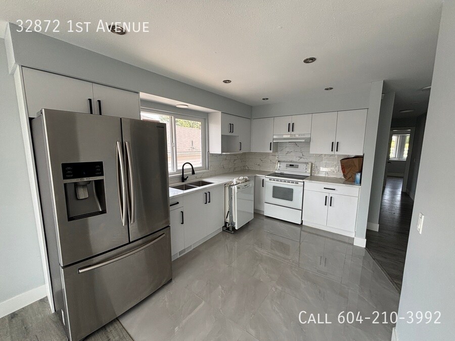 Primary Photo - Updated Home with Two Kitchens