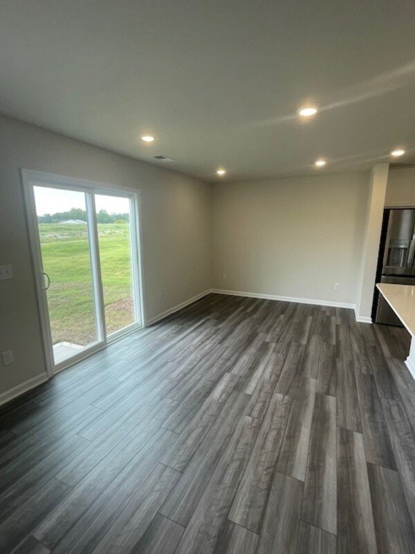 Building Photo - 10216 Chatham Run Ln