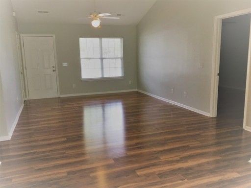Building Photo - AZALEA TRACE
