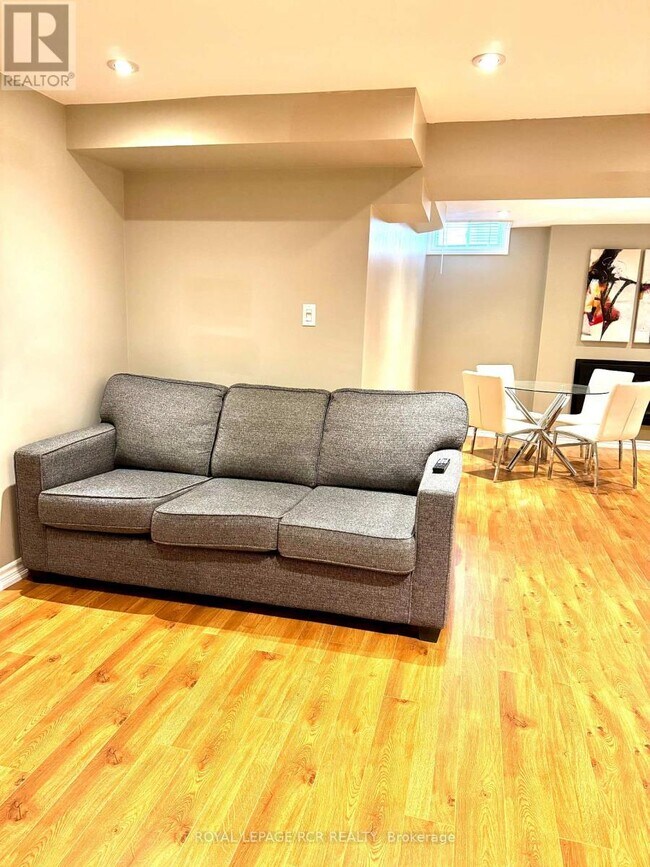 Building Photo - 42 Cherokee Dr