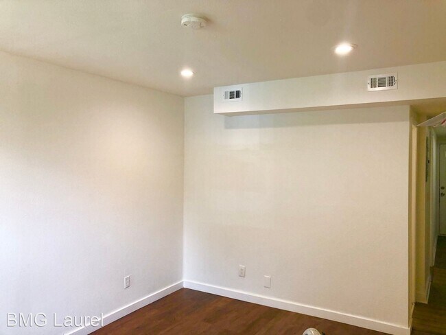 Building Photo - 3 br, 2 bath House - 1829 H St NE