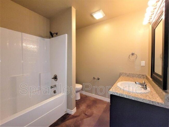 Building Photo - 1526 Chance Ct