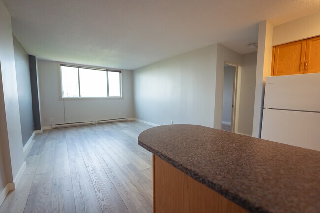 Photo du bâtiment - Highland Tower