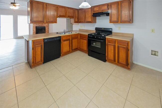 Building Photo - 12223 Westwold Dr