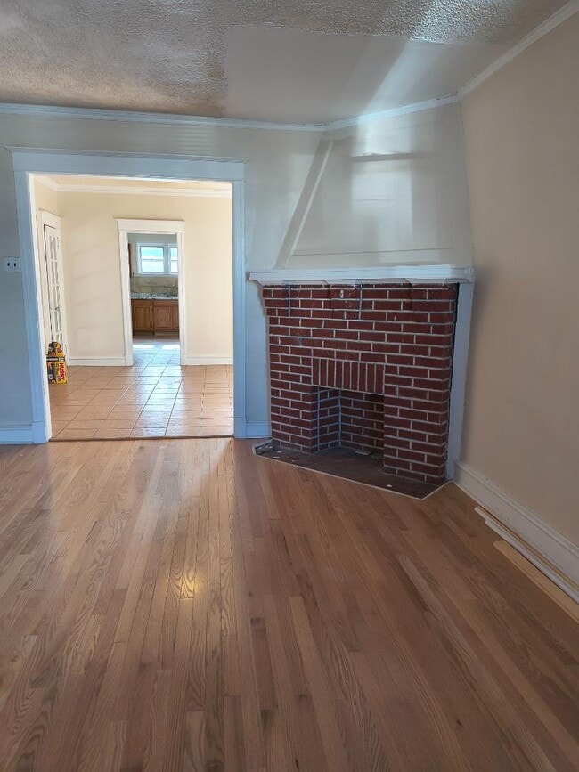 Photo - 616 E Wyoming Ave House