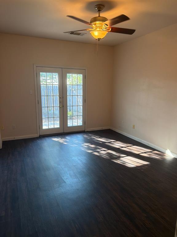 Building Photo - 2831 Southampton Way