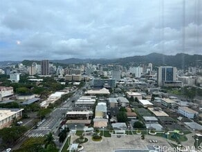 Building Photo - 1288 Kapiolani Blvd