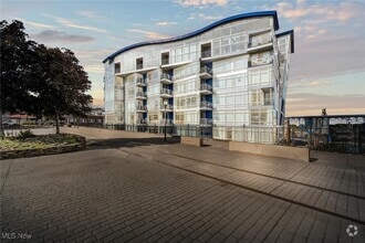Building Photo - 1237 Washington Ave