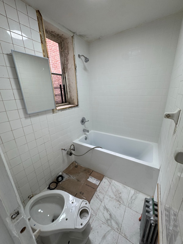 Foto del edificio - 602 New Lots Ave