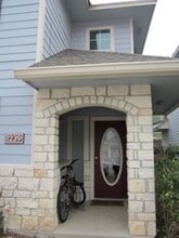 Building Photo - AUGUST 2026 PRE-LEASE!  Spacious 3 Bedroom...
