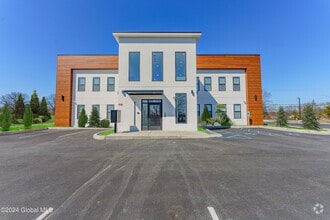 Building Photo - 1133 Loudon Rd