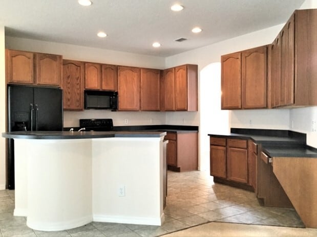 Building Photo - 1749 Oak Grove Chase Dr